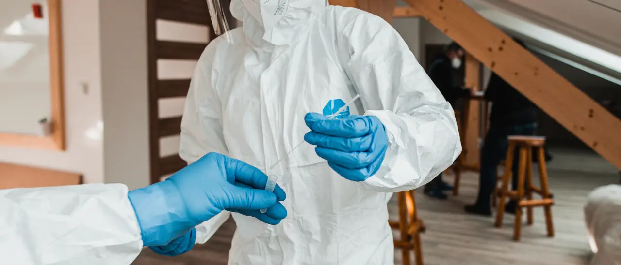 Emergenza Ebola, obbligo di dichiarazione per chi arriva da Congo o Uganda: le misure del Governo in Italia\n