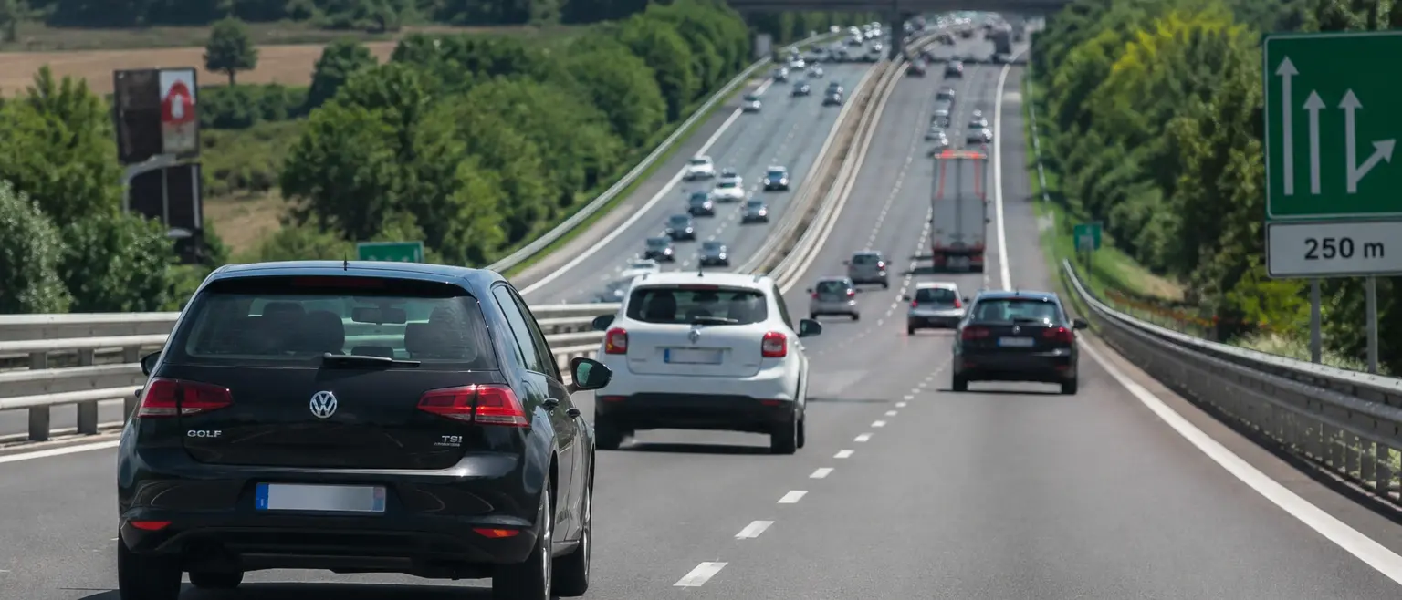 Ponte del 2 giugno più costoso, tra caro carburanti e ferie ridotte per milioni di italiani