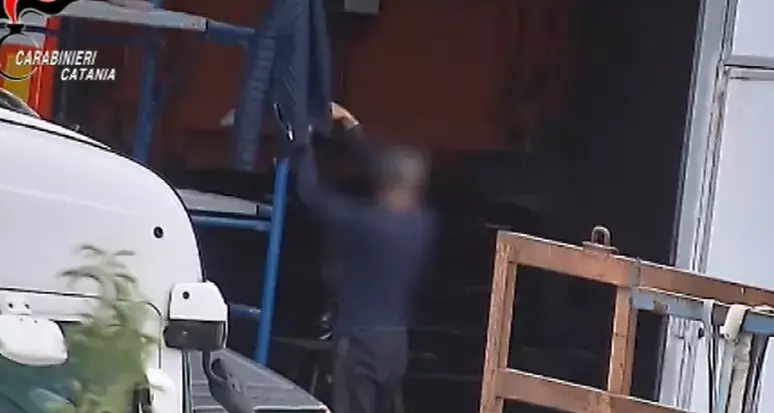 Droga dalla Calabria alla Sicilia all’ombra della ’ndrangheta: 6 arresti, c’è un uomo del clan Bellocco –\u00A0NOMI\n