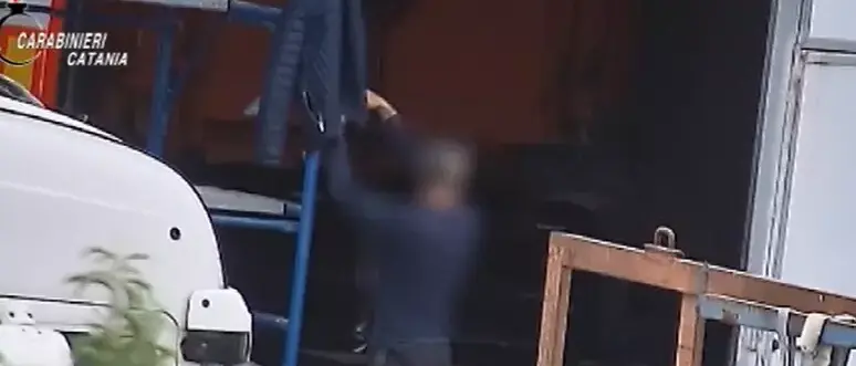 Droga dalla Calabria alla Sicilia all’ombra della ’ndrangheta: 6 arresti, c’è un uomo del clan Bellocco –\u00A0NOMI\n