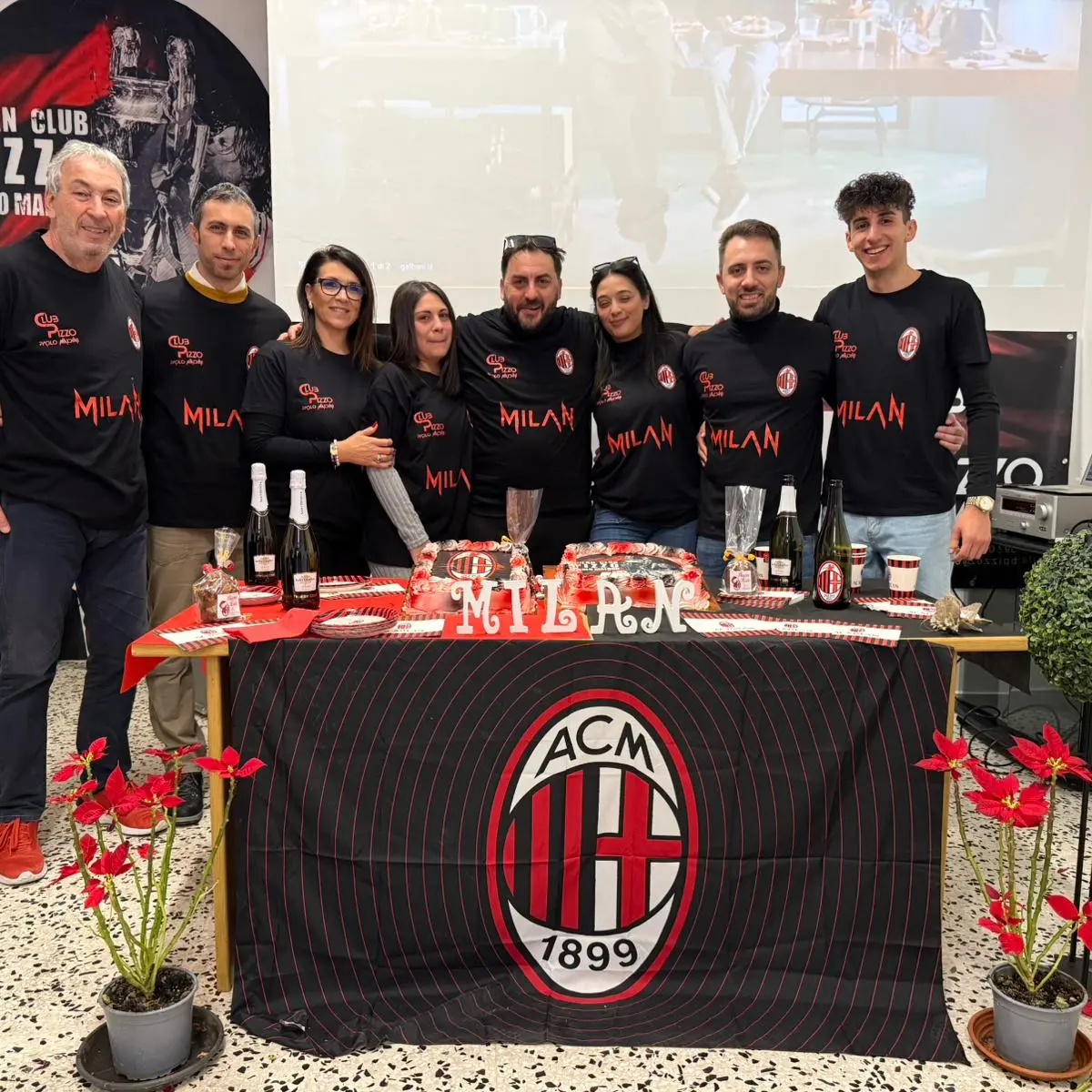 Milan Club Pizzo, la gioia per i\u00A090 tesserati e\u00A0l’amarezza per il campionato: «I tifosi meritano rispetto»\n
