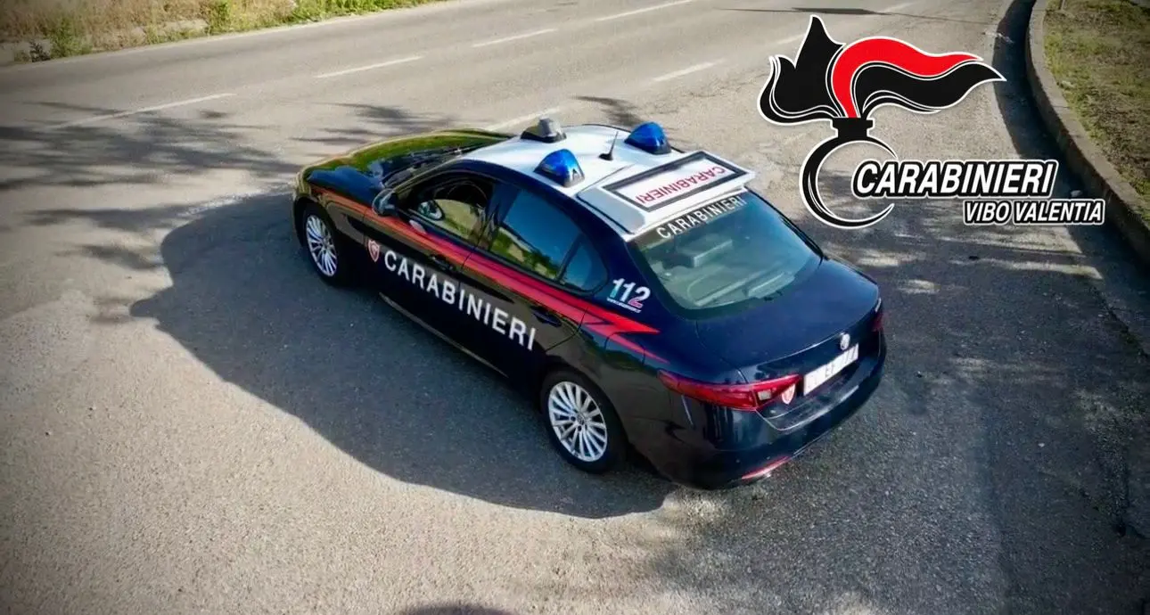 Sant’Onofrio, fermato mentre trasporta scarti edili senza permessi: sequestro del mezzo e denuncia\n