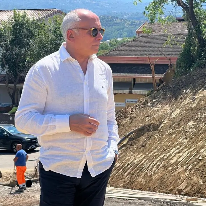 Serra Spiga-Mendicino, Caruso al cantiere: «Opera attesa da decenni»\n