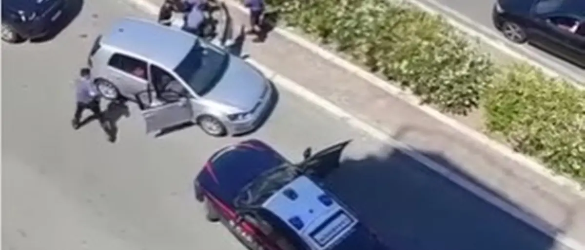 Gioiosa, non si ferma all'alt dei carabinieri: bloccato dopo un folle inseguimento\n\n\n
