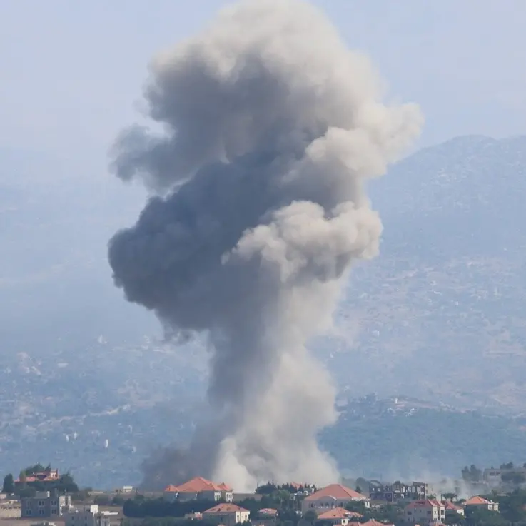 Attacchi di Israele in Libano, l’Iran interrompe i colloqui con gli Usa e minaccia il blocco totale di Hormuz