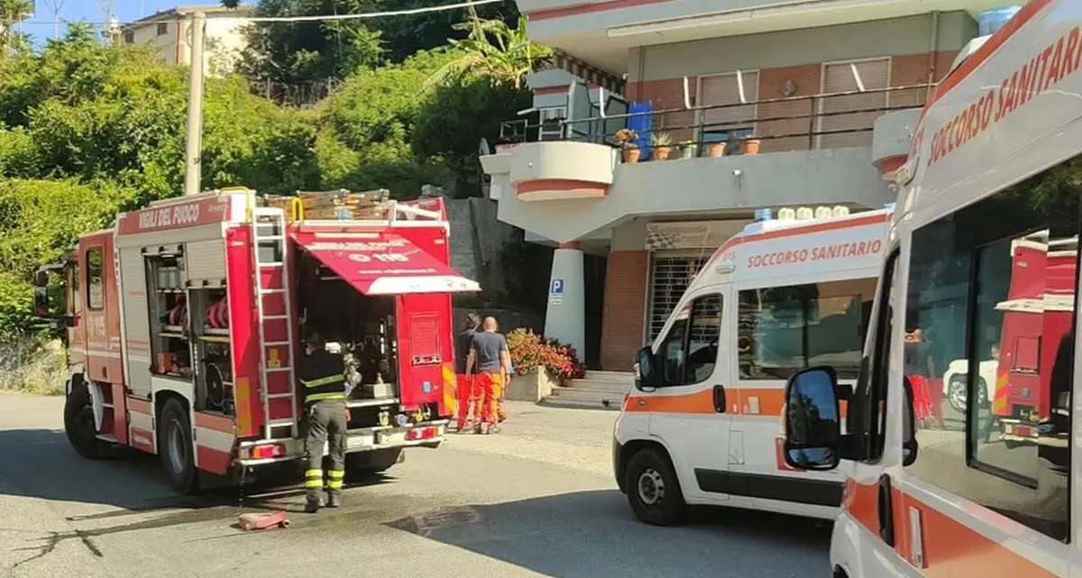 San Lucido, esplode una bombola in una palazzina. Evacuazioni, ma nessun ferito\n