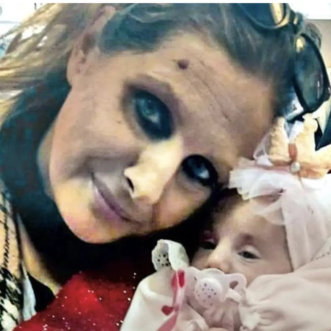 Beatrice uccisa a 2 anni perché “piangeva troppo”: le accuse shock contro la madre e il compagno\n