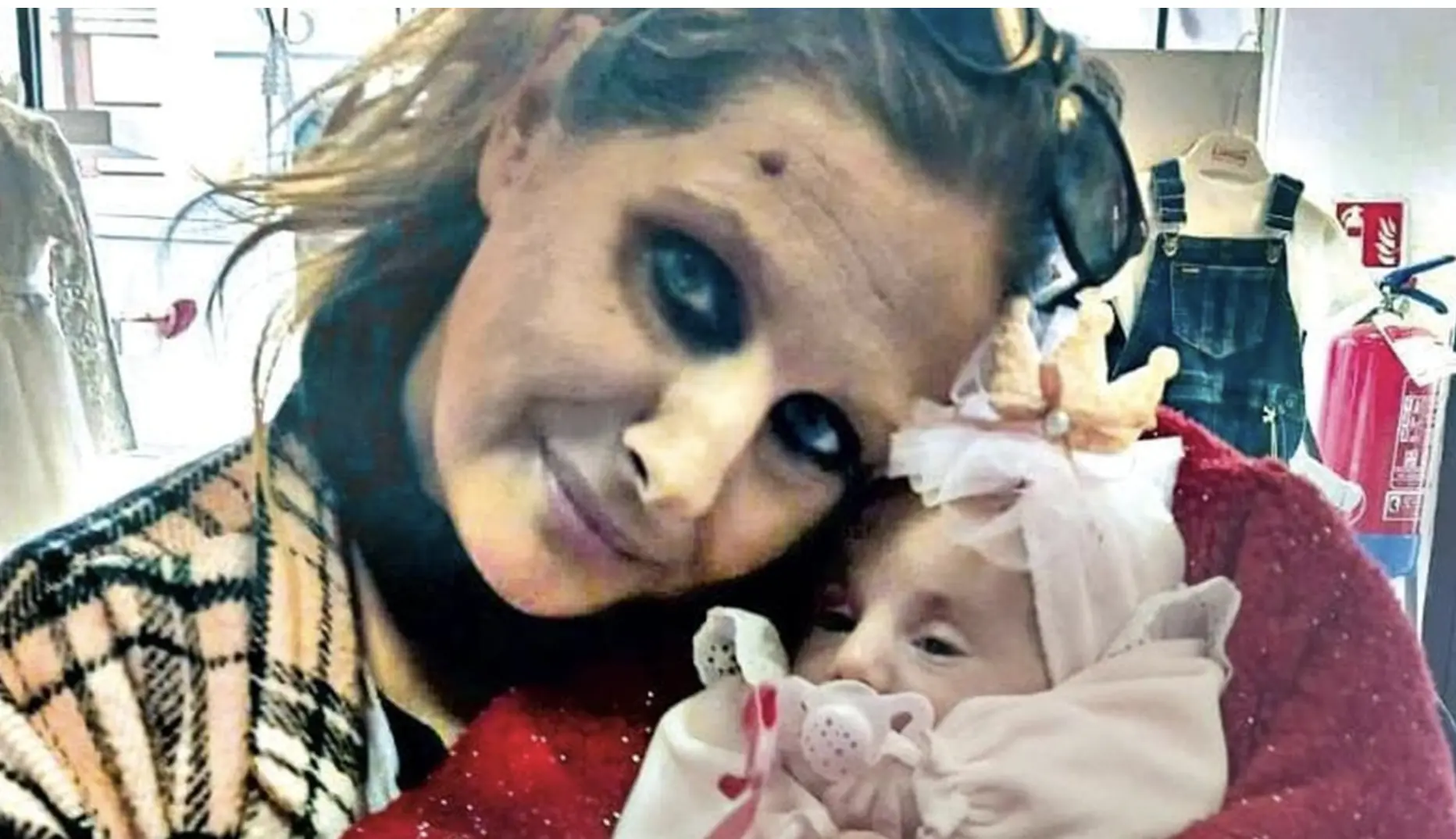 Beatrice uccisa a 2 anni perché “piangeva troppo”: le accuse shock contro la madre e il compagno\n