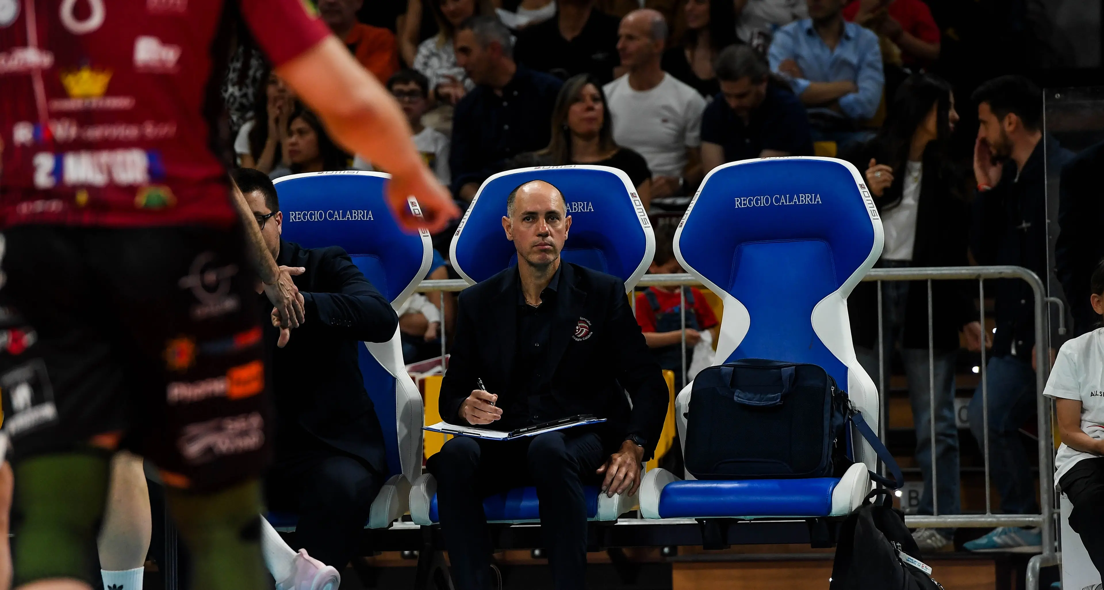 Dalla promessa della capriola alla festa della Serie A2, Vandir Dal Pozzo racconta l’impresa che ha riportato Reggio tra le grandi\n