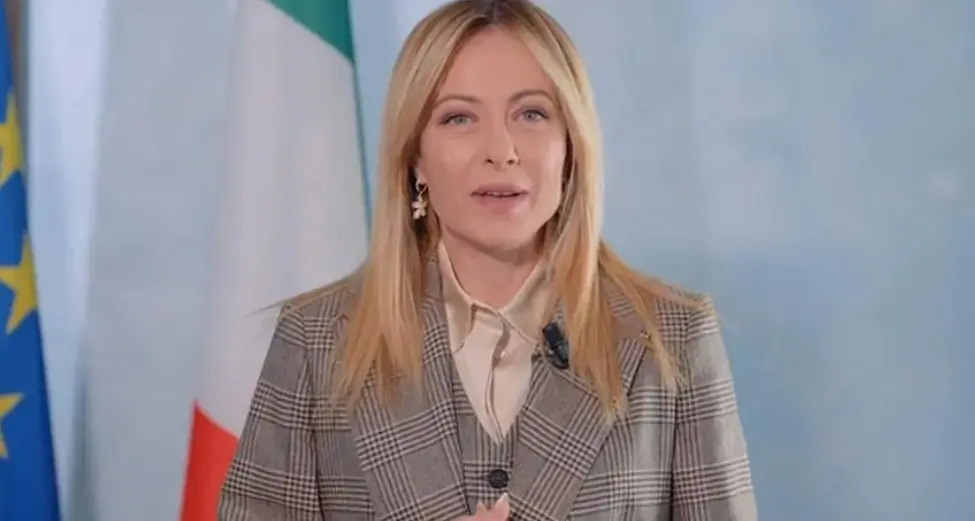 <p>Giorgia Meloni il 5 giugno a Reggio Calabria per i 212 anni dalla fondazione dell’Arma dei Carabinieri - <span style=\"color:hsl(0, 75%, 60%);\">VIDEO</span></p>