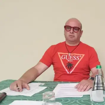 Comune Reggio, Simone Veronese:\u00A0«Il paradosso del civismo,\u00A0chi denuncia viene applaudito ma non premiato»