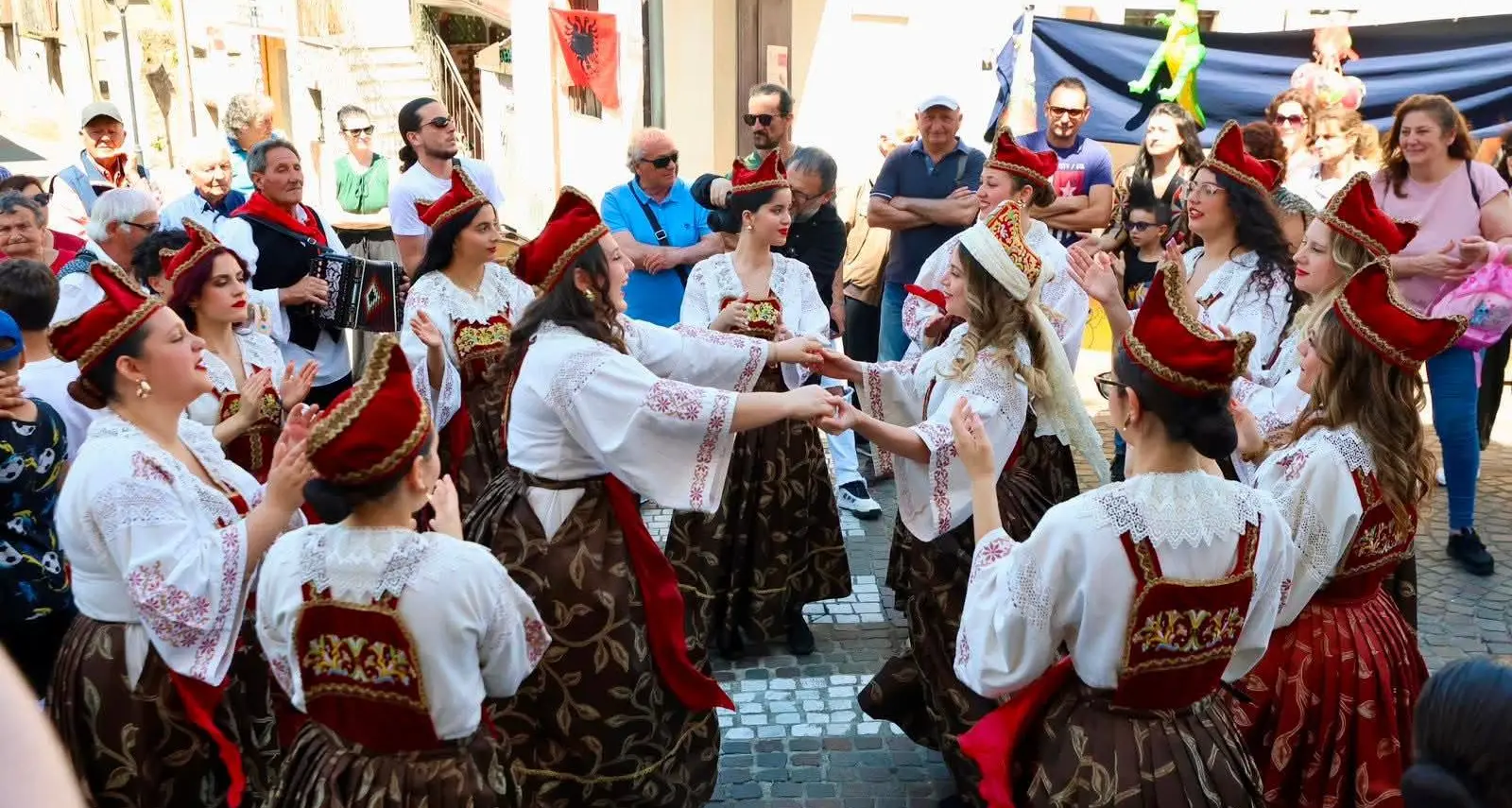 La minoranza non è un numero, è un patrimonio: a Vena di Maida la rassegna per la valorizzazione delle comunità\u00A0linguistiche\n