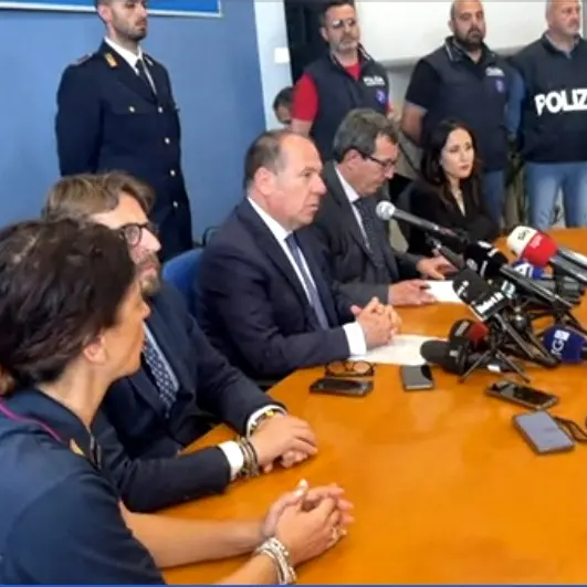 Strage di Amendolara, indagini lampo per ricostruire l’orrore: «In 30 anni mai vista una crudeltà simile»