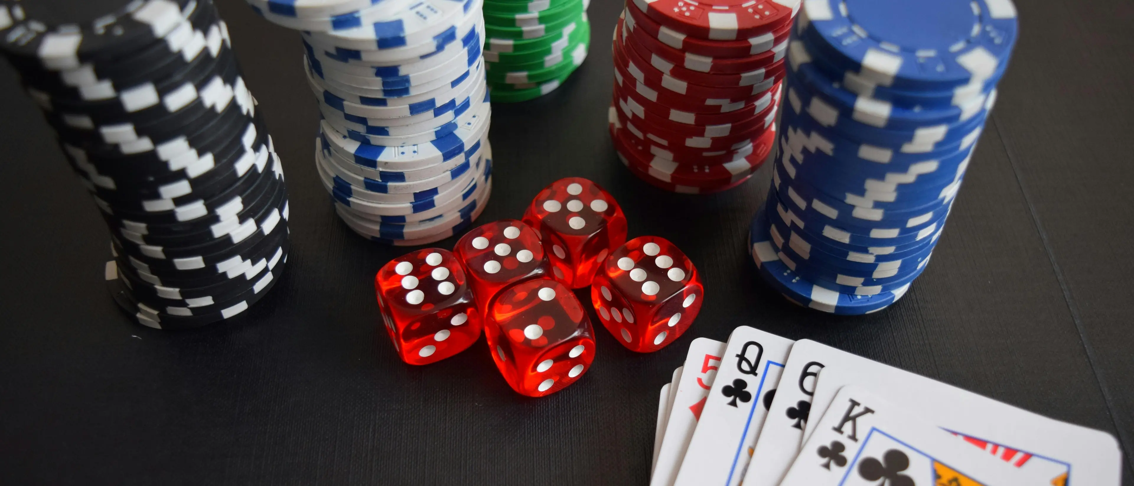 Gioco d’azzardo, in Calabria bruciati 4,5 miliardi in un solo anno: ecco dove si spende di più\n