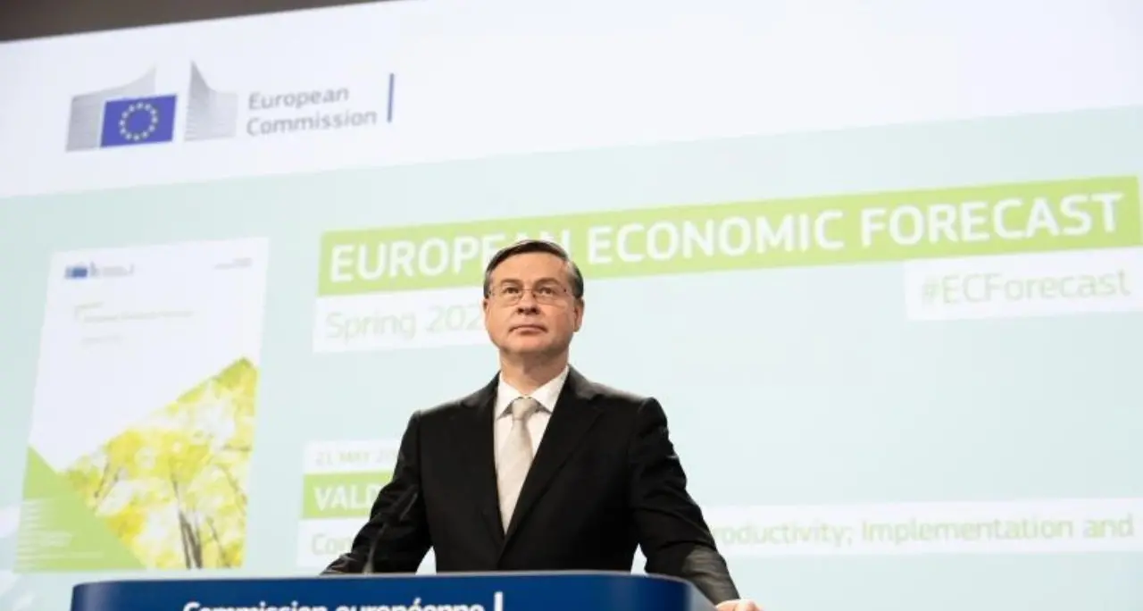Ue, da Bruxelles via libera alla flessibilità sull'energia\n