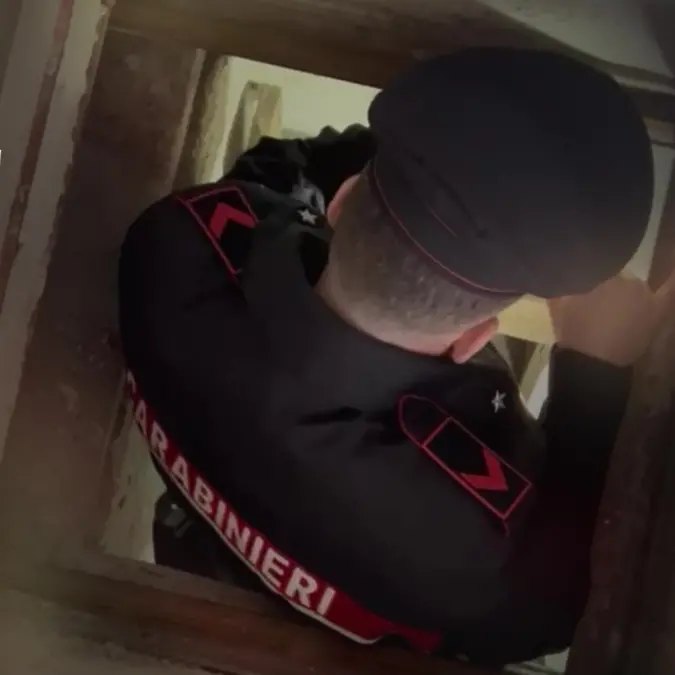 Bunker con camera di fuga e cunicoli segreti ad Ardore, i carabinieri portano alla luce un labirintO\u00A0sotterraneo –\u00A0VIDEO\n