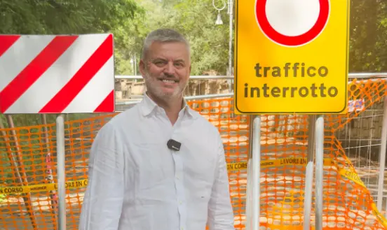 Giacomo Mancini jr rilancia l’idea delle “Portinerie di Quartiere”: «Il Comune deve tornare vicino alle persone»\n