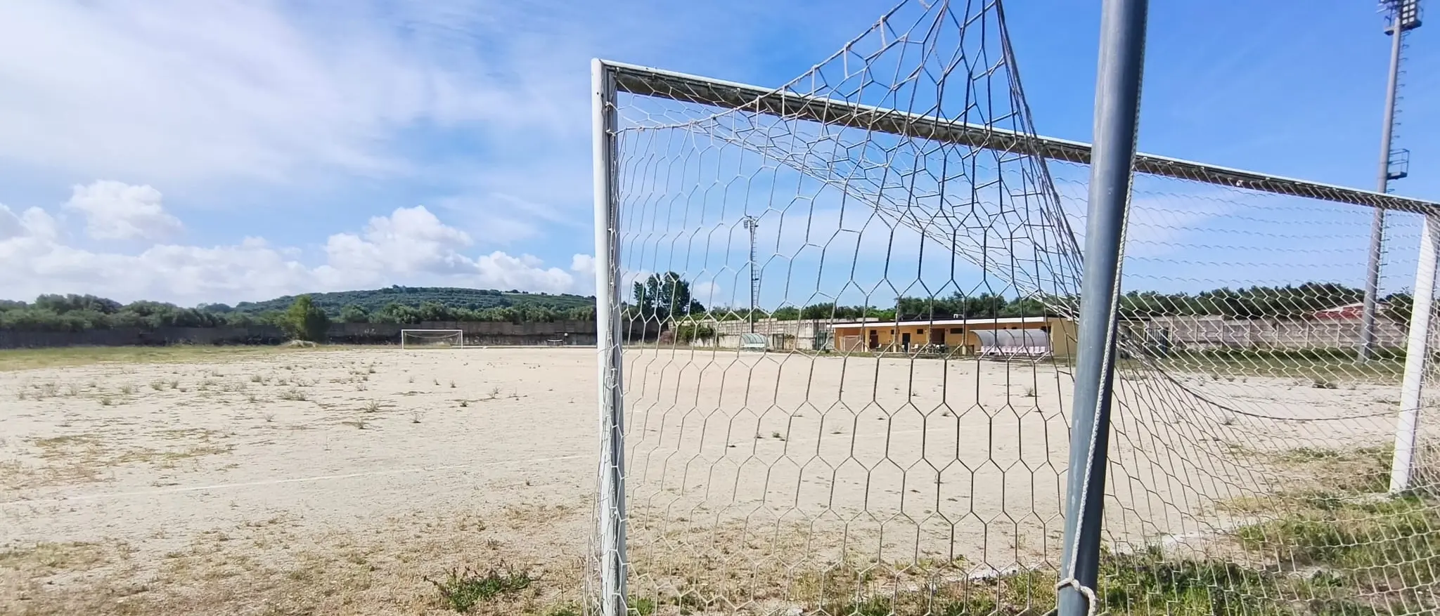 Impianti sportivi, 14 milioni di euro per tredici Comuni calabresi: importi e progetti finanziati\n