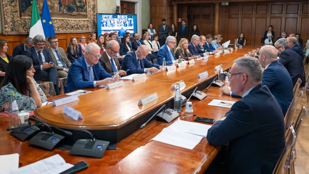 Pnrr, via libera all’ultima revisione del Piano: vale 2,1 miliardi\n