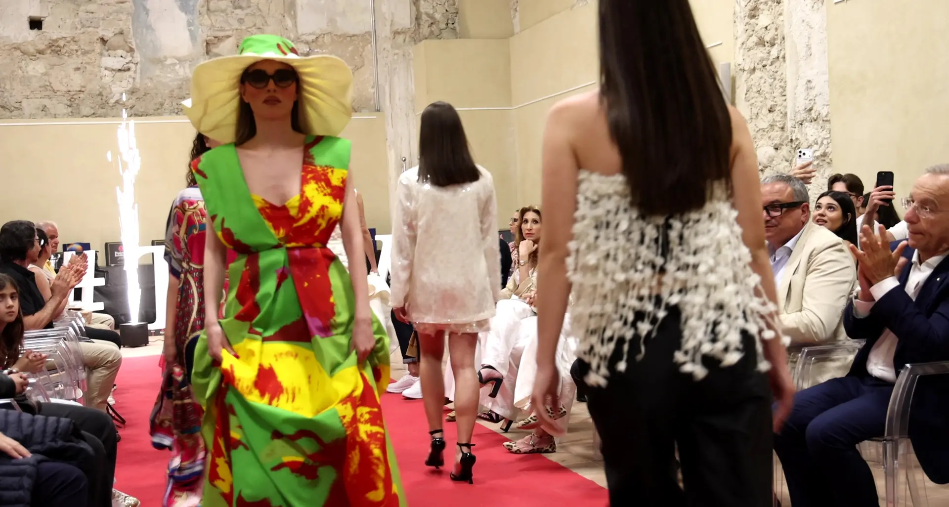 Tropea Fashion Week, l’edizione 2026 è un successo. Buccinà:\u00A0«È la festa della moda del Sud»\n