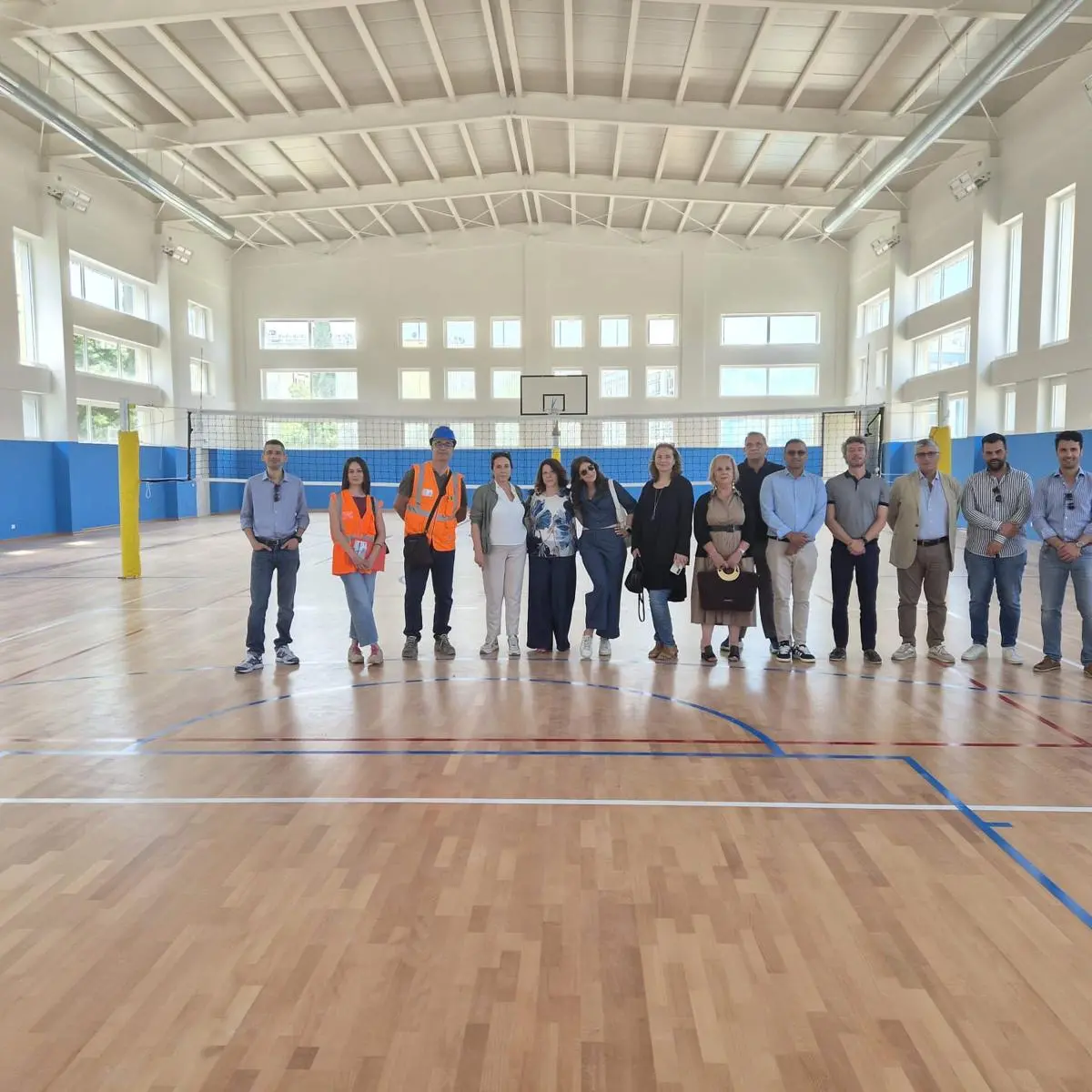 Cosenza, sopralluogo della commissione Lavori Pubblici nel palazzetto dello Sport della Città dei Ragazzi\n