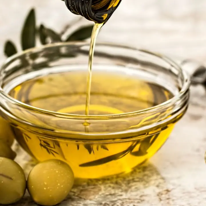 Olio invenduto e costi alle stelle, Gallo incontra i produttori: «Servono risposte rapide»\n