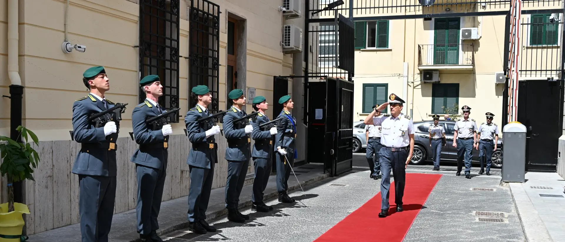 Visita del Comandante Generale della Guardia di Finanza al Comando Provinciale di Reggio Calabria\n
