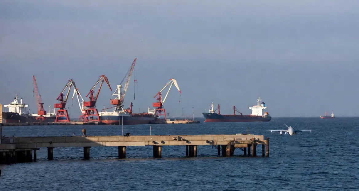Drone navale individuato nel porto di Costanza, esplosione dopo l'evacuazione dell'area: nessuna vittima\n