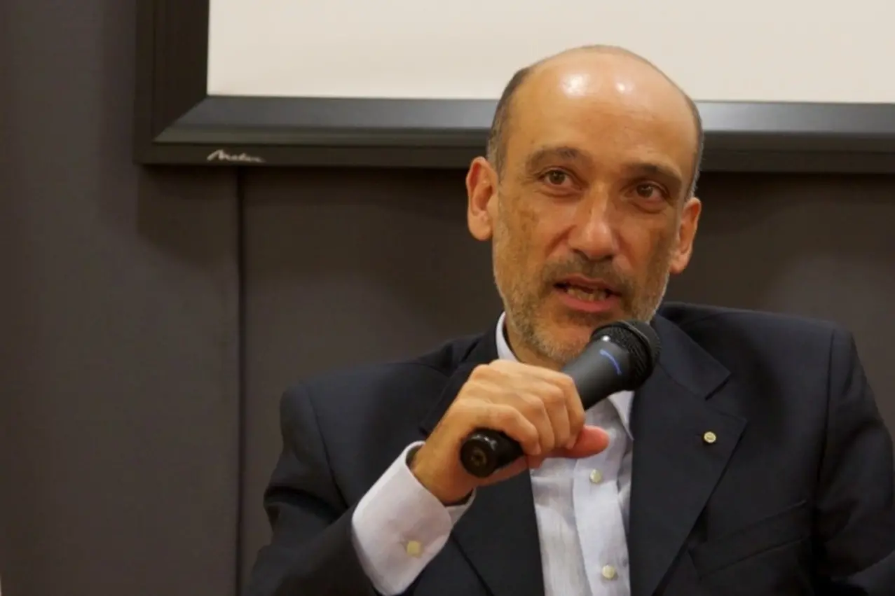 Reggio, martedì la presentazione del libro di Enzo Romeo dedicato a Cesare Pavese\n