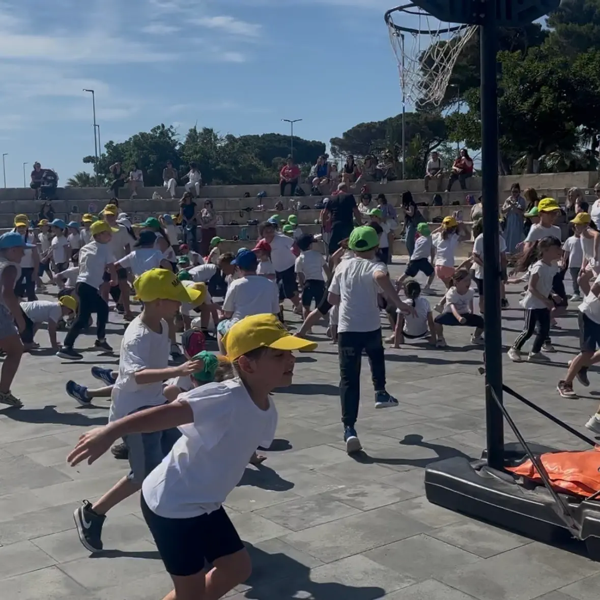 “Educare Giocando” a Soverato: quando lo sport diventa scuola di vita\n\u00A0\n