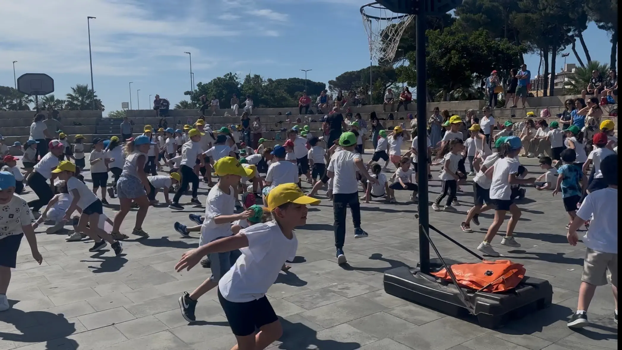 “Educare Giocando” a Soverato: quando lo sport diventa scuola di vita\n\u00A0\n