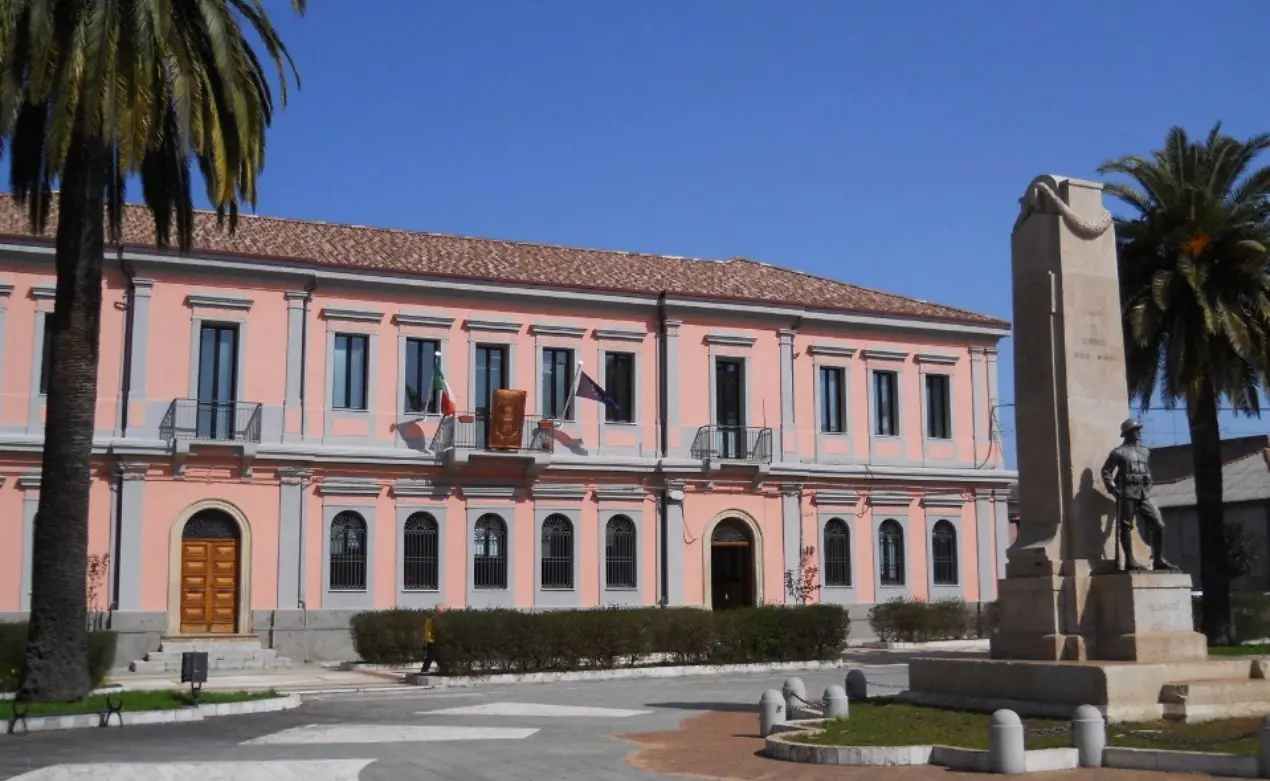 Taurianova, il centrodestra attacca la nuova giunta: «Trasformismo, familismo e ombre che danneggiano l'immagine della città»\n
