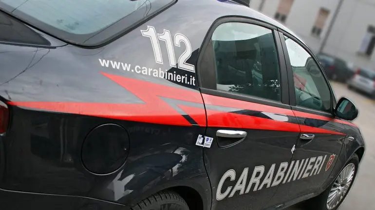 <p>Continua l'attività investigativa dei carabinieri contro lo spaccio di droga</p>\\n