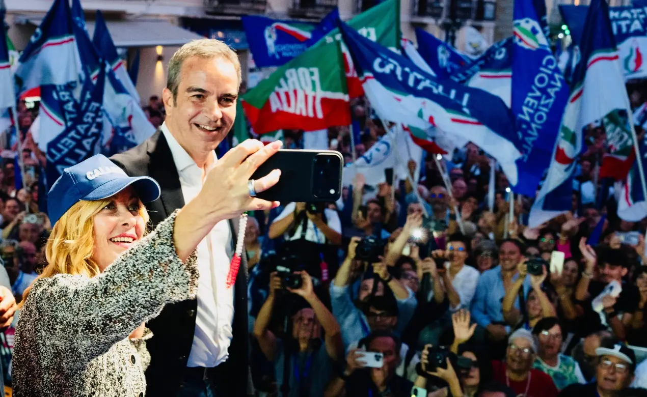 Il terremoto che arriva dalla Calabria: Meloni blinda Occhiuto mentre la Lega affronta l’offensiva di Vannacci\n\u00A0\n