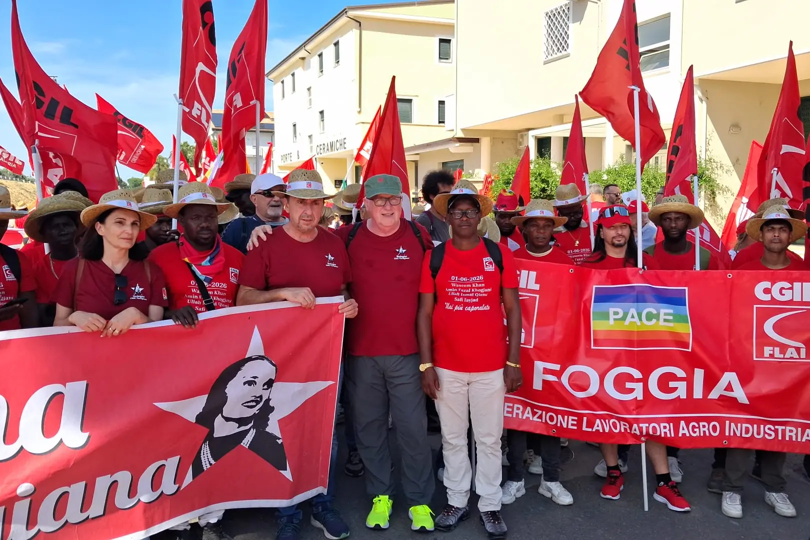 «Mai più»: ad Amendolara la Calabria e il Sud che dicono basta allo sfruttamento e all’indifferenza 
