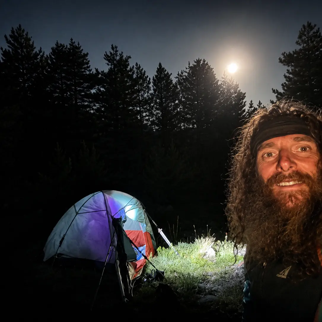 Il\u00A0“Forrest Gump” italiano conquista la Sila. Luca “Jesus” Terenziani: «Qui il trekking più bello della vita»\n