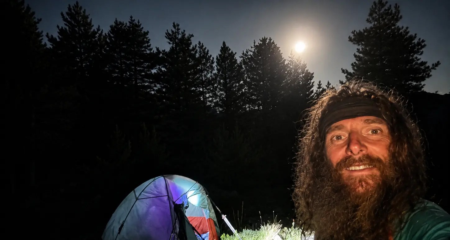 Il\u00A0“Forrest Gump” italiano conquista la Sila. Luca “Jesus” Terenziani: «Qui il trekking più bello della vita»\n