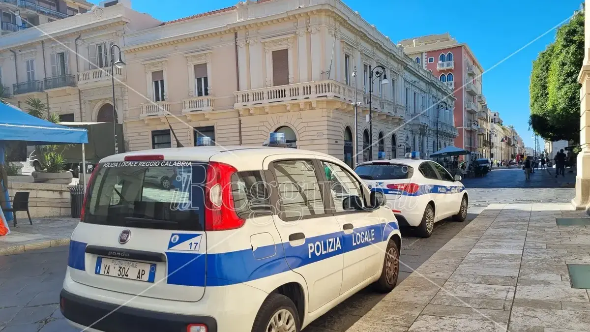 Reggio, 4 denunce in 24 ore: anziano in prognosi riservata dopo incidente autonomo\n