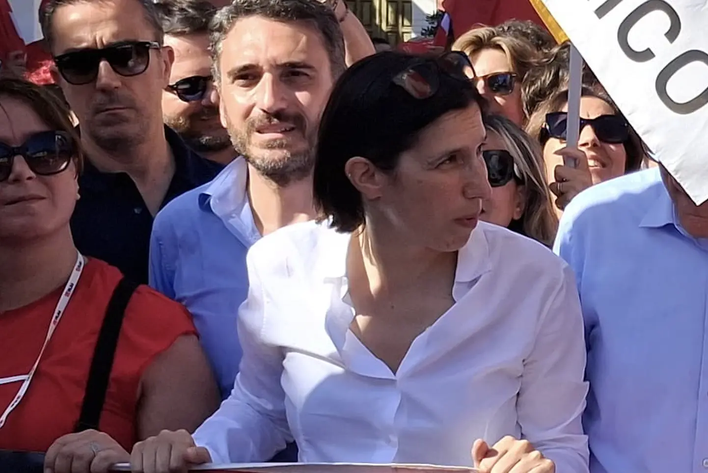 Schlein ad Amendolara: «Non basta parlare di caporalato, bisogna parlare di padronato»\n