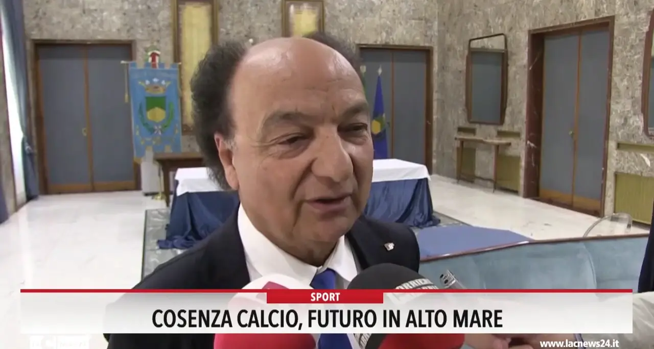 Cosenza calcio, futuro in alto mare