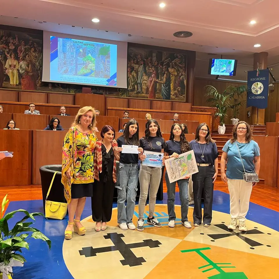 Reggio, l’I. C. “Catanoso- De Gasperi- S. Sperato- Cardeto” tra i vincitori del progetto “Ragazzi in Aula”\n