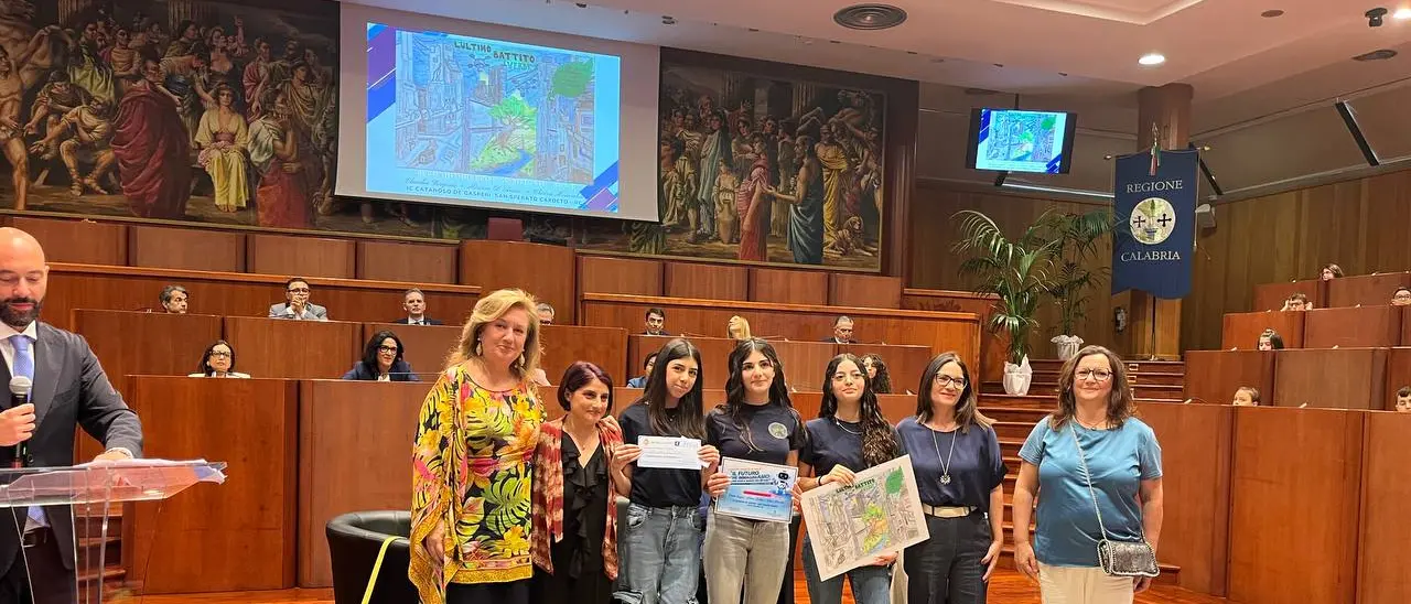 Reggio, l’I. C. “Catanoso- De Gasperi- S. Sperato- Cardeto” tra i vincitori del progetto “Ragazzi in Aula”\n