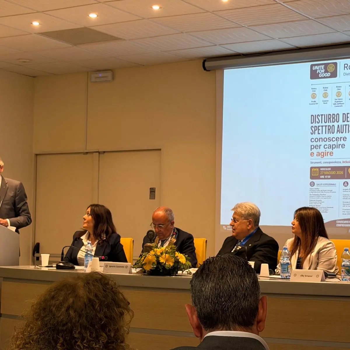 Autismo e lavoro, a Cosenza nasce una rete per l'inclusione: firmato il protocollo tra Rotary, Unical e Confcommercio\n