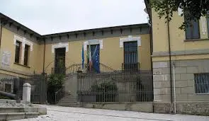 Laureana di Borrello, l’opposizione lascia l’aula in Consiglio comunale: «Compromesse le prerogative dei consiglieri»\n