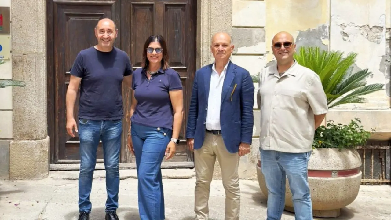 Incandidabilità di Macrì, l’opposizione all’attacco: «Tropea non merita un’altra stagione di instabilità istituzionale»\n