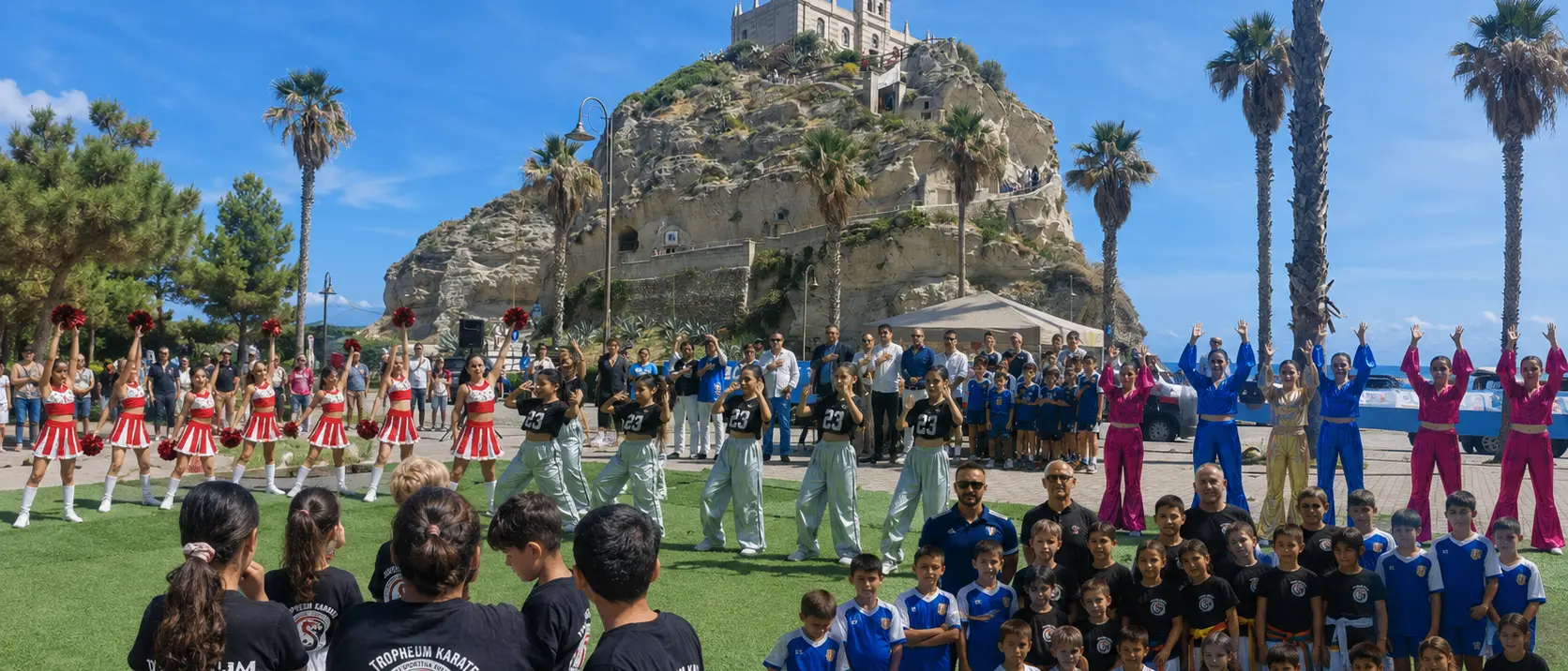 Tropea celebra lo sport davanti all’Isola: giovani atleti e associazioni protagonisti della festa\u00A0Coni\n
