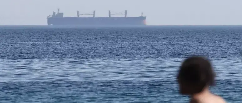 L’Iran minaccia di bloccare Hormuz e Bab al-Mandab: «Fermate questa follia»\n