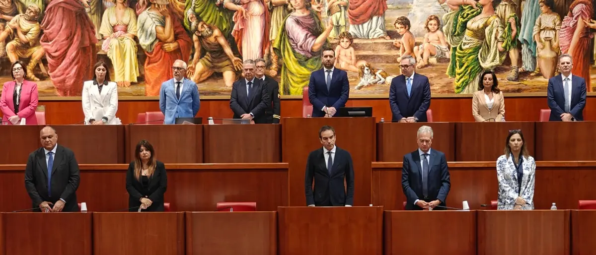 Consiglio Regionale, Cirillo chiede un minuto di silenzio per le vittime di Amendolara in apertura dei lavori\n