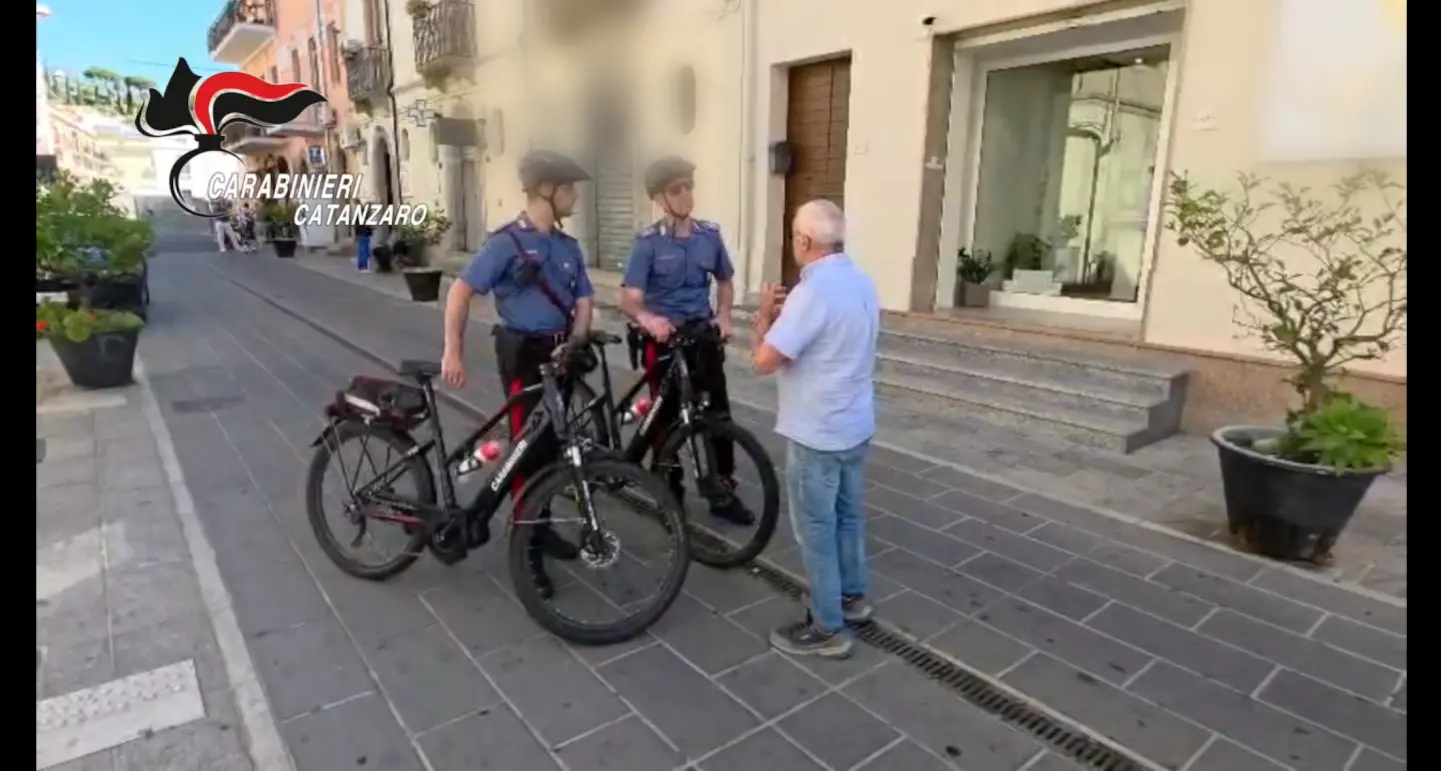 I Carabinieri al passo coi tempi: il Comando di Catanzaro istituisce le pattuglie in e-bike
