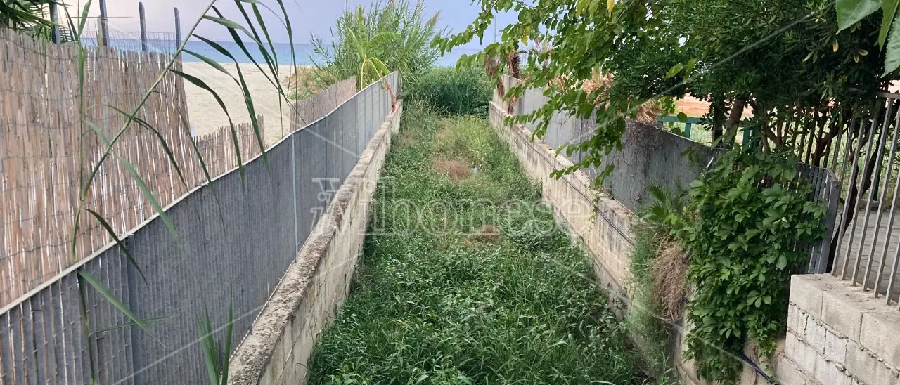 Vibo, al via la pulizia di fossi e torrenti: si parte con il\u00A0Tomarchiello. Colelli: «Fondamentale per la sicurezza e un mare pulito»\n